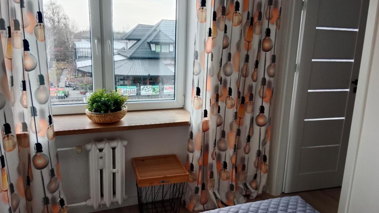Apartament Dwupokojowy Ostrowiec Świętokrzyski エクステリア 写真