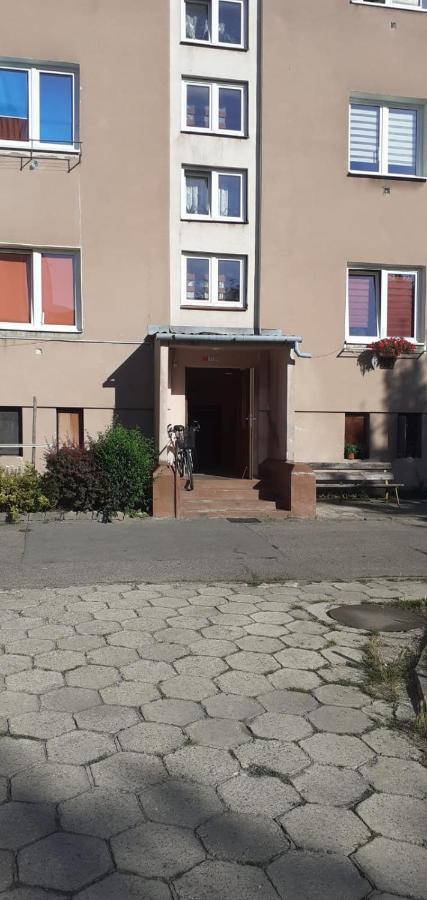 Apartament Dwupokojowy Ostrowiec Świętokrzyski エクステリア 写真